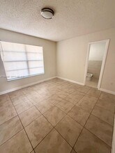 3401 SW 23rd St in Miami, FL - Building Photo - Building Photo