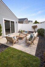 111 Peach Tree Ln in Yakima, WA - Building Photo - Building Photo