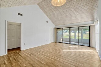 1236 Villa Ln in Apopka, FL - Building Photo - Building Photo