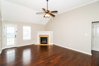 4276 Louden Dr in Horn Lake, MS - Building Photo - Building Photo
