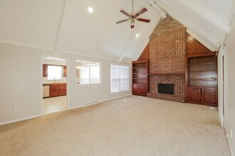 3633 NE Basswood Dr in Lee's Summit, MO - Building Photo - Building Photo