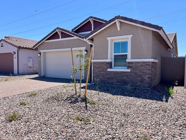 12785 W Levi Dr in Avondale, AZ - Building Photo - Building Photo