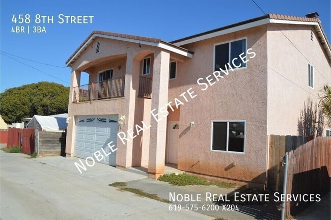 458 8th St in Imperial Beach, CA - Foto de edificio - Building Photo