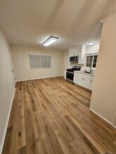 520 Glover Ave, Unit B in Chula Vista, CA - Building Photo - Building Photo