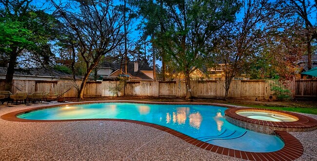 property at 31 Bluff Creek Pl