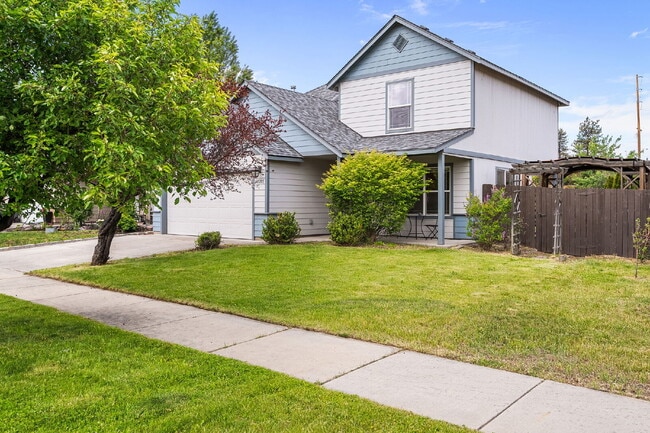 property at 61095 Borden Dr