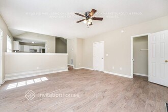 4799 Score Ct in Snellville, GA - Foto de edificio - Building Photo