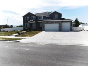 11528 S 4055 W in South Jordan, UT - Building Photo - Building Photo