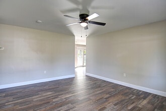 2306 Southlea Dr in Dayton, OH - Building Photo - Building Photo