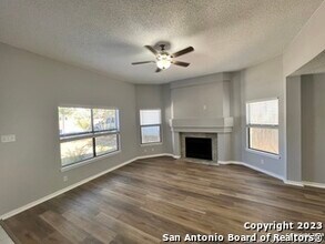 13126 Turkey Feather Dr in San Antonio, TX - Building Photo - Building Photo