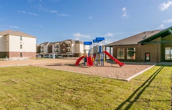 Ridgewood Apartments in Amarillo, TX - Building Photo - Building Photo