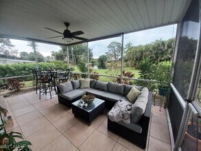 893 E Valley Dr in Bonita Springs, FL - Building Photo - Building Photo