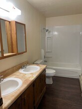 20620 Scenic Dr, Unit B in Chugiak, AK - Building Photo - Building Photo