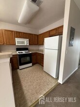 368 Rector St in Perth Amboy, NJ - Building Photo - Building Photo