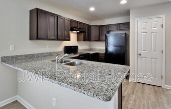 636 Pippin St in Jacksonville, FL - Building Photo - Building Photo