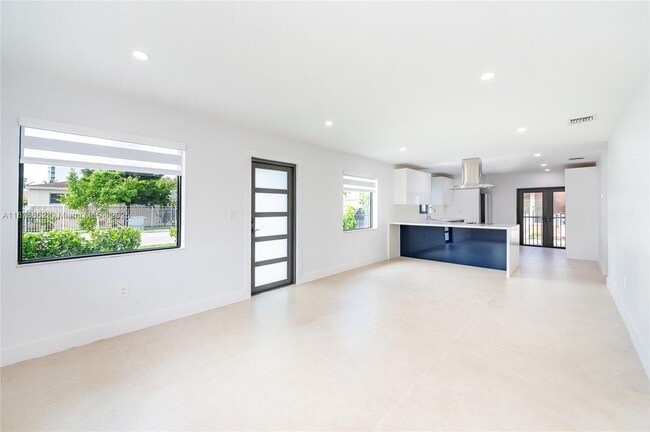 1401 SW 20th St in Miami, FL - Building Photo - Building Photo