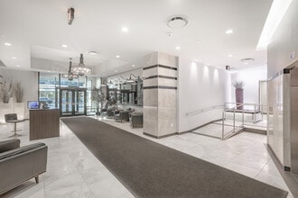 Mayfair on Jasper in Edmonton, AB - Building Photo - Lobby
