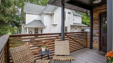 1011 E Grand Ave in Eau Claire, WI - Building Photo - Building Photo