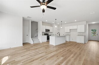 299 Summit Dr W in Jasper, GA - Building Photo - Building Photo