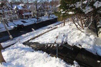 831 Lancaster Ave in Syracuse, NY - Foto de edificio - Building Photo