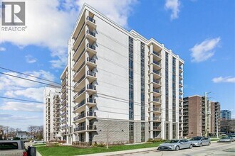 81 Robinson St in Hamilton, ON - Building Photo - Building Photo