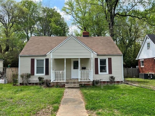 property at 1256 Edgewood Rd