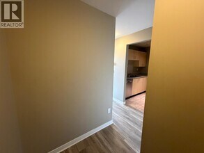 1010 Howe St in Vancouver, BC - Building Photo - Building Photo