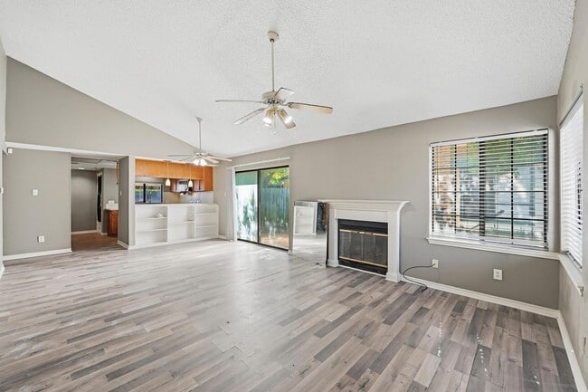 5921 Timbercrest Dr in Arlington, TX - Building Photo - Building Photo