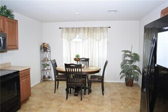 320 Altamont St in Hutto, TX - Building Photo - Building Photo