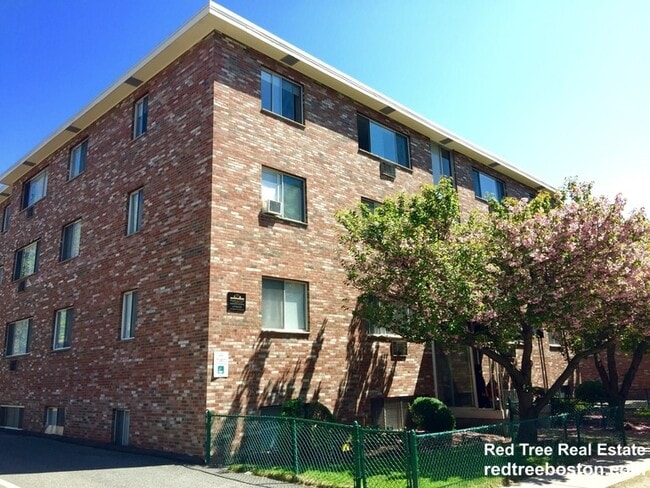 75 Gardner St, Unit 26 in Boston, MA - Foto de edificio - Building Photo