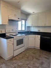 836 Sea St in Quincy, MA - Building Photo - Building Photo