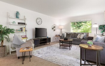 804 N Main St, Unit SI ID1036058P in Coupeville, WA - Building Photo - Building Photo