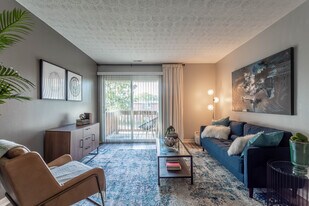 The Trails at Arbor Court in Columbus, OH - Building Photo