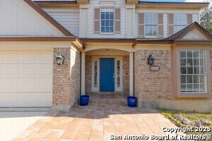 1211 Crooked Arrow in San Antonio, TX - Building Photo - Building Photo