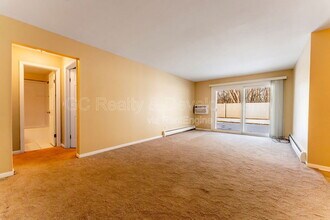 268 N Carter St-Unit -103 in Palatine, IL - Building Photo - Building Photo