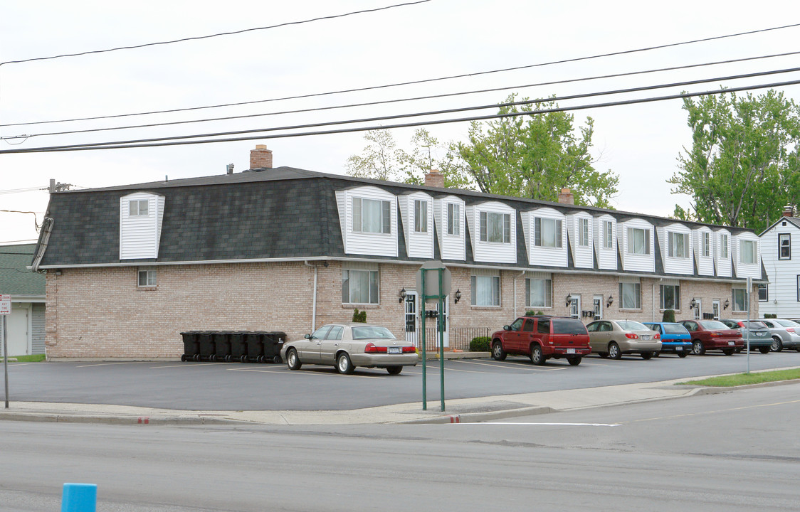 265-275 Rosemont Ave in Tonawanda, NY - Building Photo