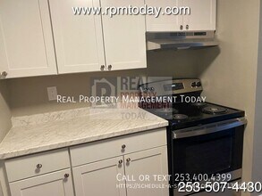 6104 Glen Mary Ln SE in Lacey, WA - Building Photo - Building Photo