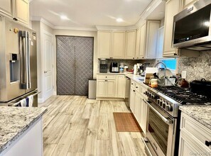 107 Fairview Ave in Oceanside, NY - Building Photo - Building Photo