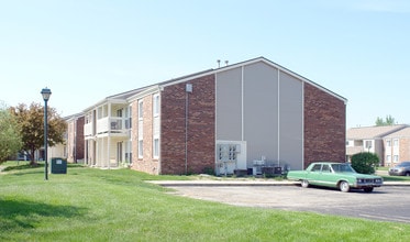 Peppermill Farms in Indianapolis, IN - Building Photo - Building Photo