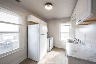 2211 E New York St in Indianapolis, IN - Building Photo - Building Photo