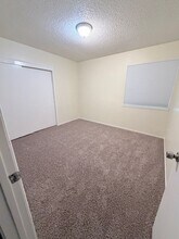 4508 Blossom Valley Ln in Bakersfield, CA - Building Photo - Building Photo