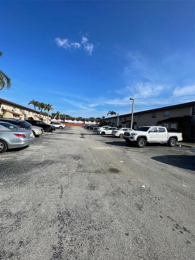 15280 SW 80th St in Miami, FL - Building Photo - Building Photo