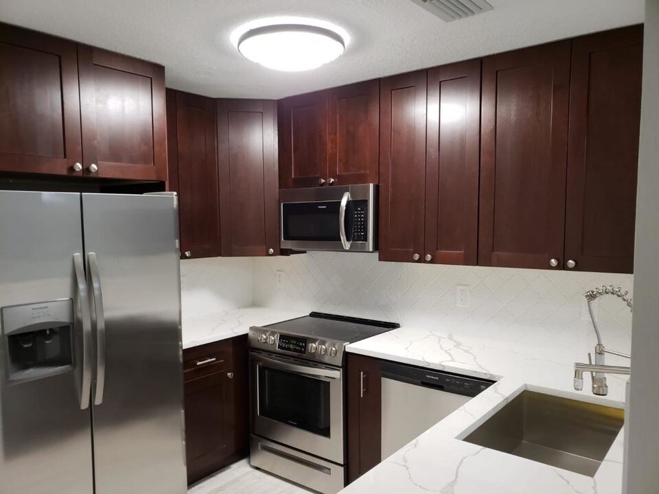 2938 Hope Valley St-Unit -104 in West Palm Beach, FL - Building Photo