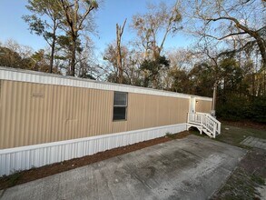 Colony Oaks Mobile Home Park in Savannah, GA - Building Photo - Interior Photo