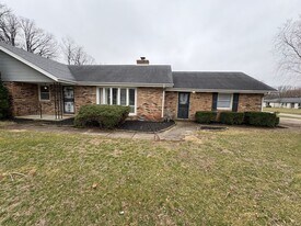 5720 Olivia Dr in Alexandria, IN - Building Photo