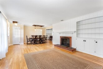 56 Seaman Rd in Jamesport, NY - Building Photo - Building Photo