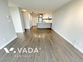 958 Ridgeway Ave in Coquitlam, BC - Building Photo - Building Photo
