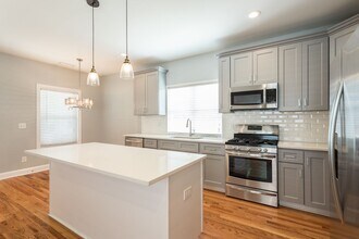 1102 S Bloodworth St in Raleigh, NC - Building Photo - Building Photo