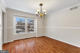 27 Cartwright Dr in West Windsor Township, NJ - Building Photo - Building Photo