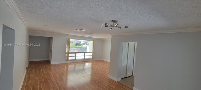 9060 SW 53rd St in Cooper City, FL - Building Photo - Building Photo